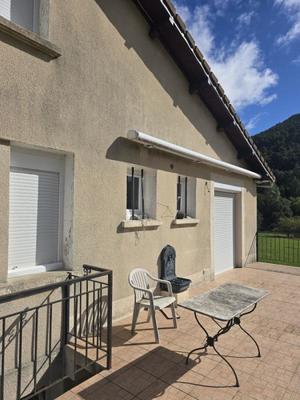 Maison - 97 m² - 6 pièces