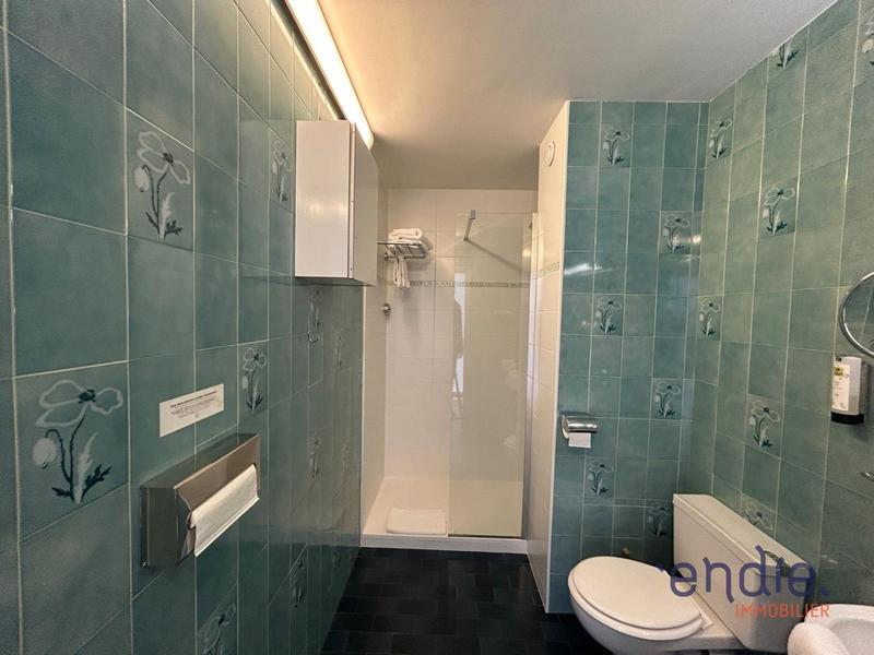 Fonds de commerce - 860 m²