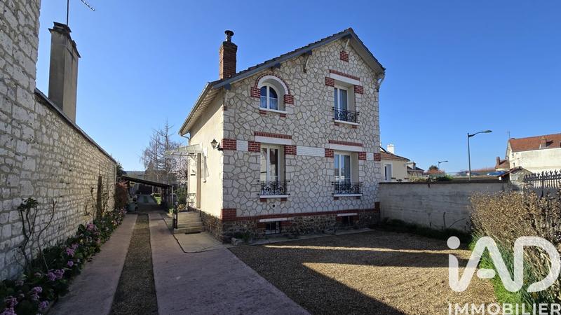Maison - 92 m² - 3 pièces