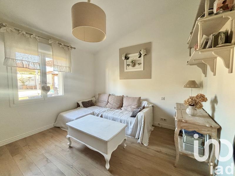 Maison - 212 m² - 5 pièces