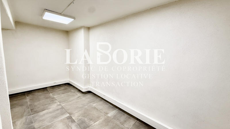 Bureau - 78 m²