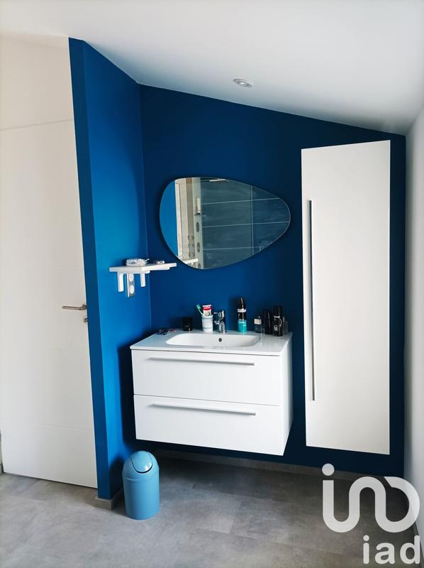 Maison - 265 m² - 9 pièces