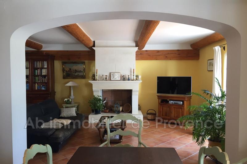 Propriété - 253 m² - 10 pièces