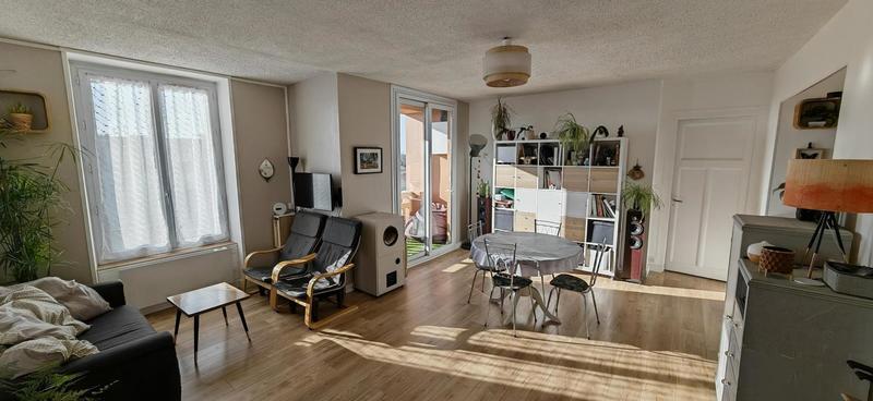 Appartement - 77 m² - 4 pièces