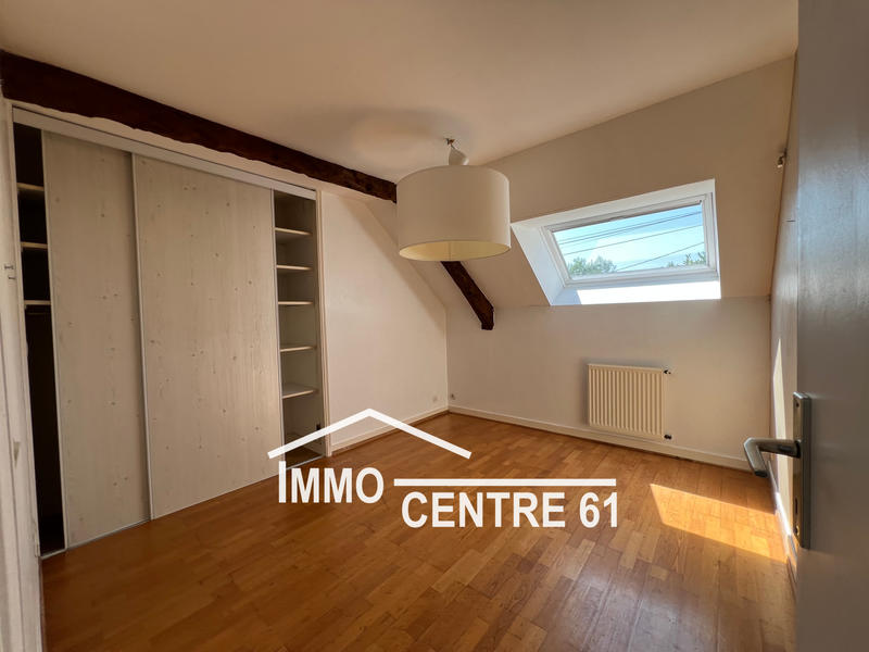 Maison - 218 m² - 8 pièces
