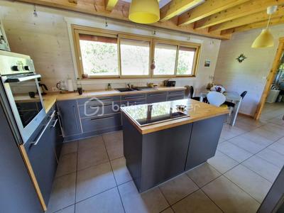 Châlet - 218 m² - 7 pièces