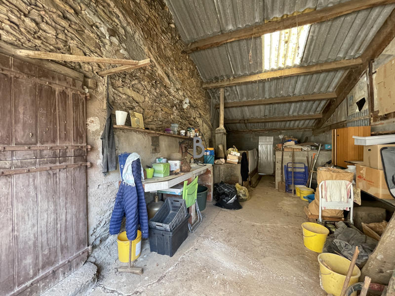 Maison - 240 m² - 8 pièces