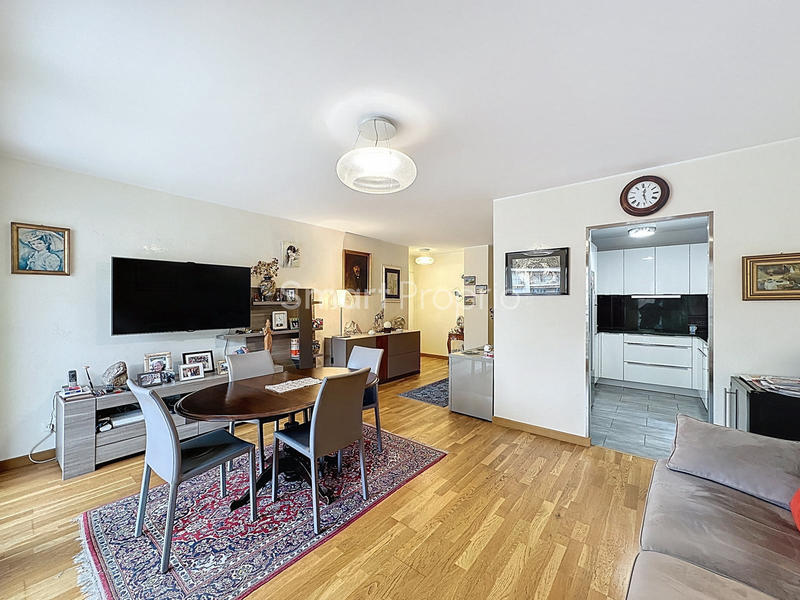 Appartement - 67 m² - 3 pièces