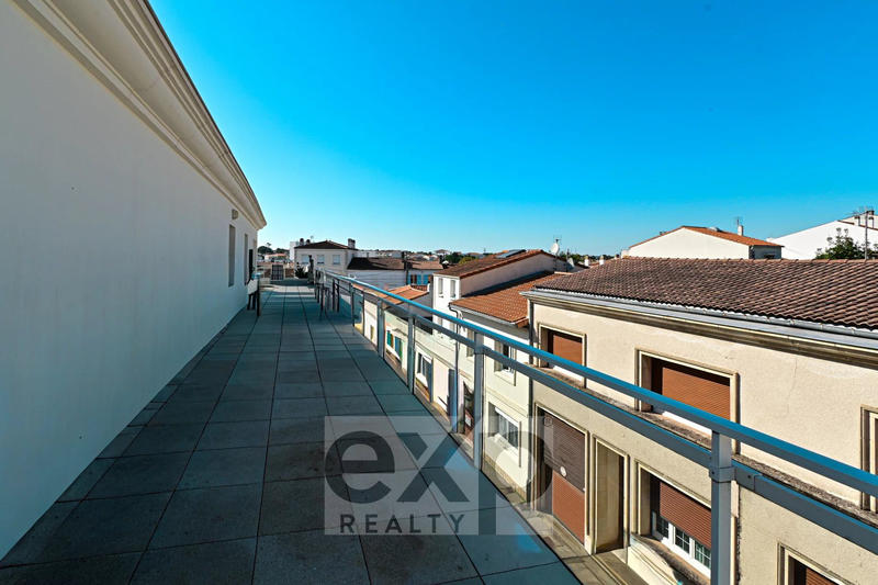 Appartement - 85 m² - 3 pièces