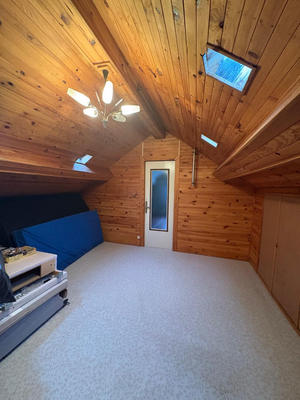 Maison - 150 m² - 11 pièces