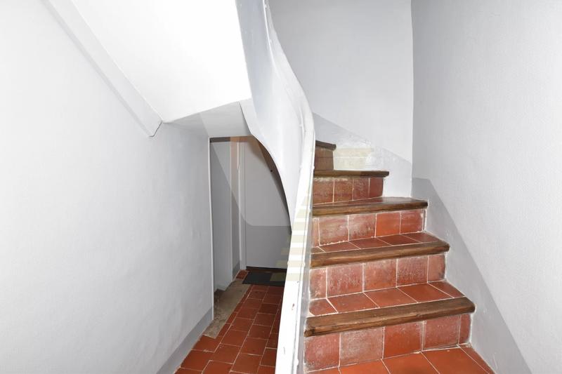 Immeuble - 150 m² - 9 pièces