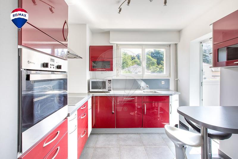 Appartement - 94 m² - 3 pièces