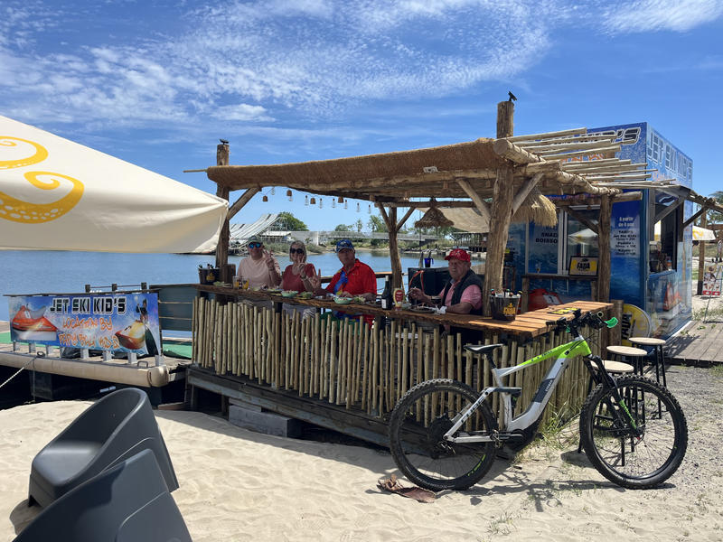 Fonds de commerce - Magasins - 260 m²