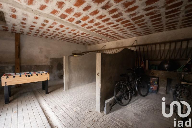 Maison - 245 m² - 9 pièces