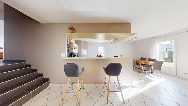 Maison - 120 m² - 5 pièces