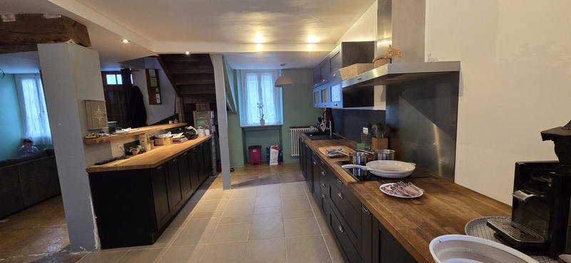 Maison ancienne - 155 m² - 7 pièces