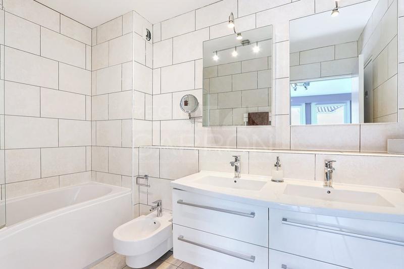 Appartement - 178 m² - 7 pièces