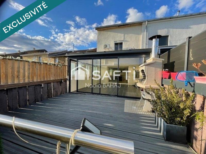 Maison de village - 201 m² - 6 pièces