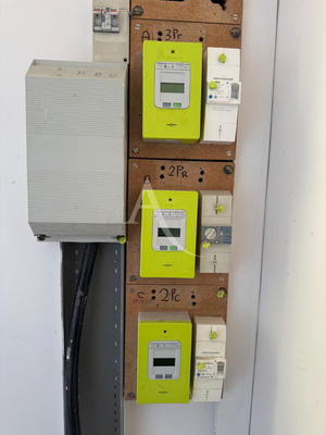 Maison - 229 m² - 9 pièces