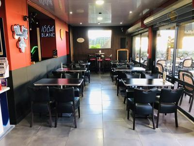 Magasins - 170 m² - 5 pièces