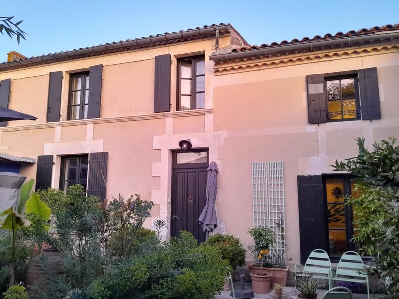 Maison - 277 m² - 6 pièces