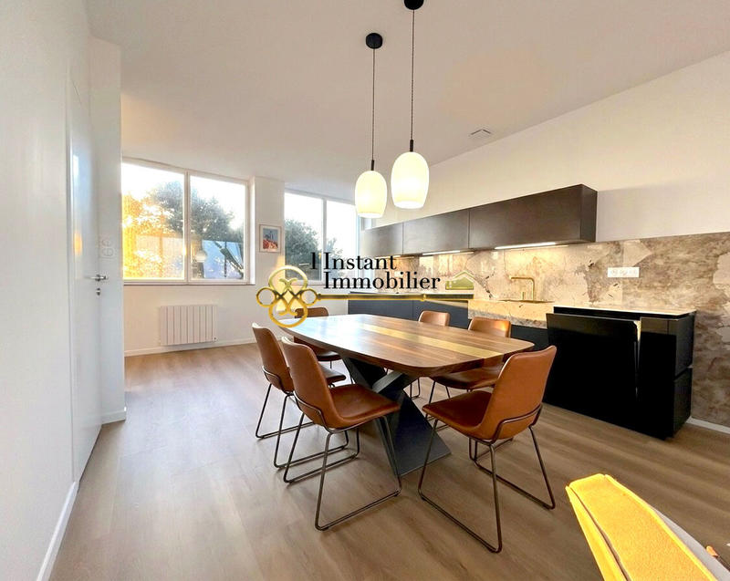 Appartement - 77 m² - 3 pièces