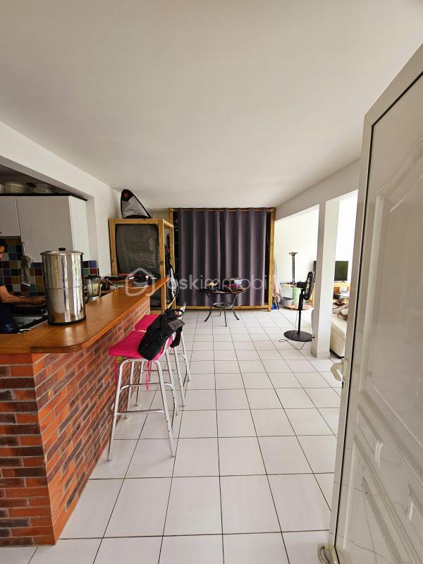 Demeure - 254 m² - 8 pièces