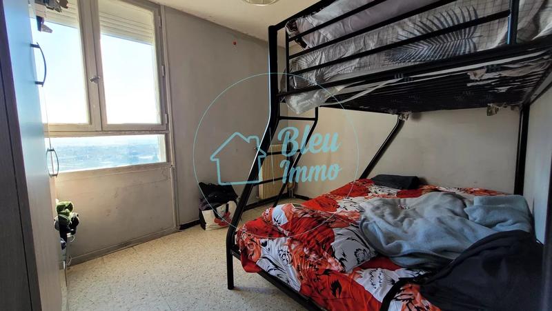 Appartement - 90 m² - 5 pièces