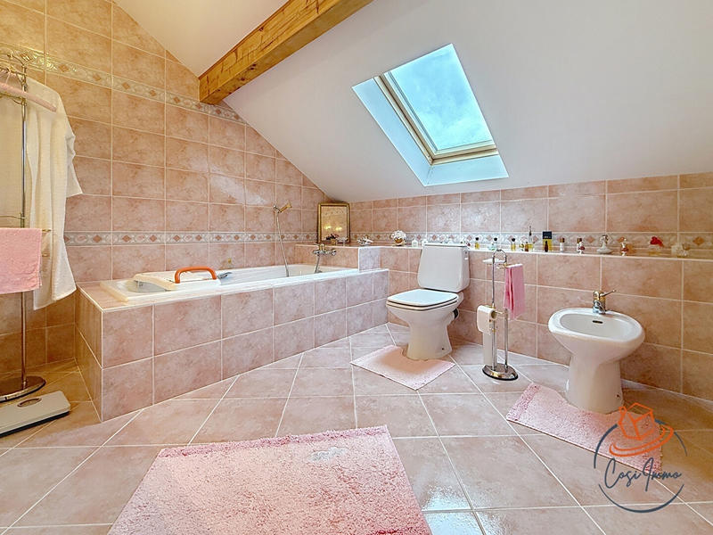 Maison - 175 m² - 5 pièces