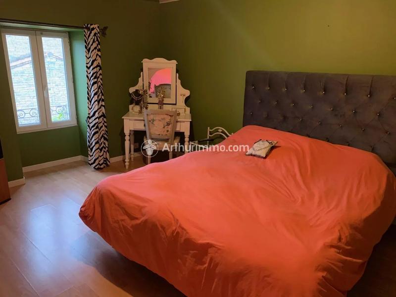 Maison - 171 m² - 7 pièces