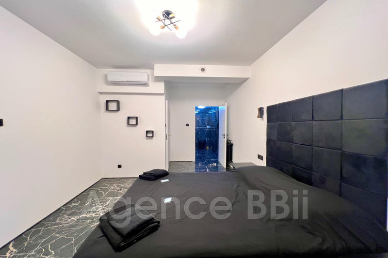 Appartement - 157 m² - 5 pièces