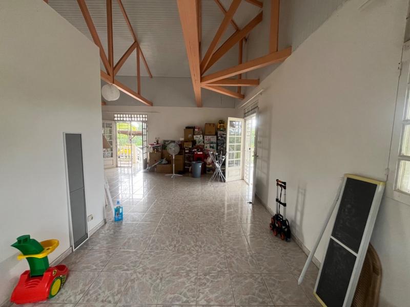 Maison - 199 m² - 8 pièces