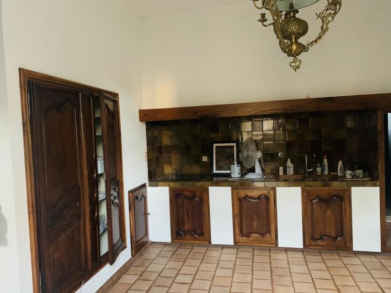 Maison - 252 m² - 9 pièces