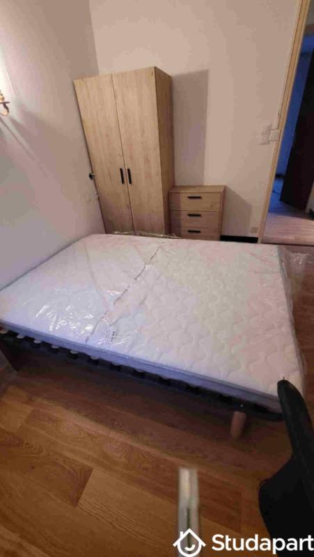 Chambre - 9 m² - 1 pièce