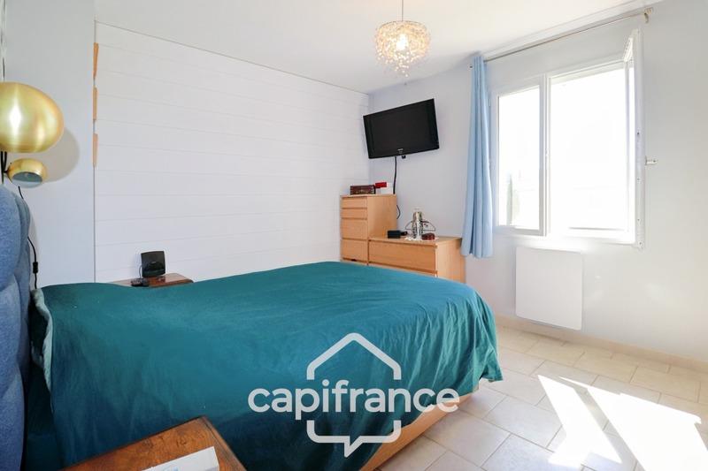 Villa - 100 m² - 5 pièces