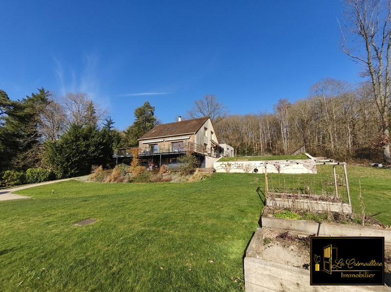 Maison contemporaine - 216 m² - 8 pièces