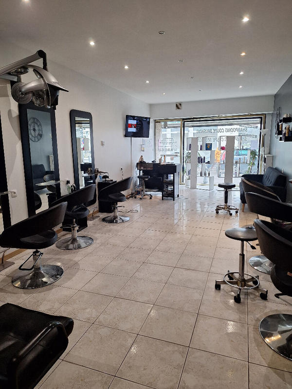 Local commercial - 71 m² - 1 pièce