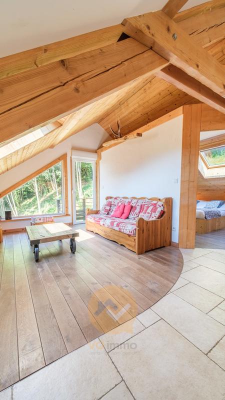 Châlet - 330 m² - 10 pièces