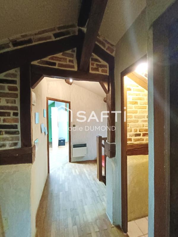 Maison - 261 m² - 8 pièces