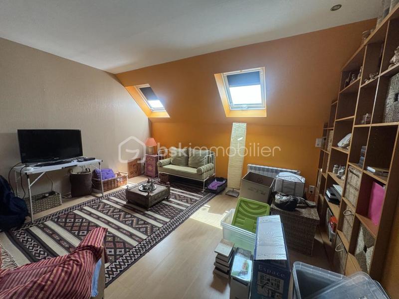 Pavillon - 186 m² - 8 pièces