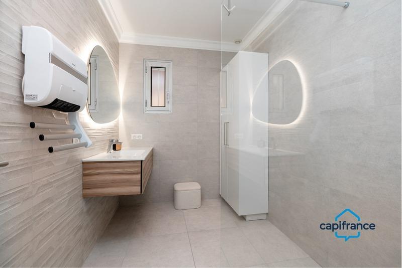 Villa - 169 m² - 8 pièces