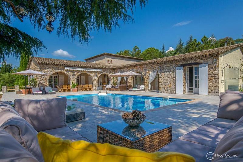 Villa - 350 m² - 10 pièces
