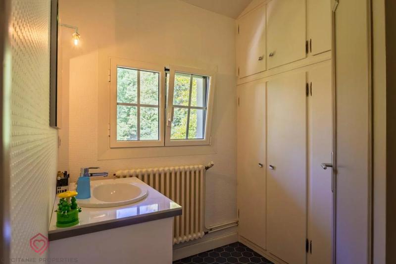 Villa - 203 m² - 7 pièces