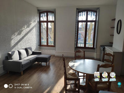 Appartement - 80 m² - 3 pièces