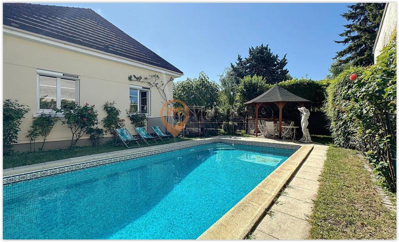 Maison - 174 m² - 6 pièces