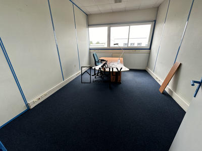 Bureau - 160 m² - 4 pièces