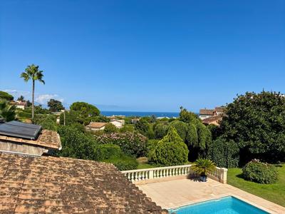 Villa - 185 m² - 5 pièces