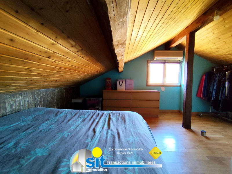 Maison - 104 m² - 3 pièces