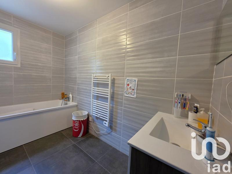 Maison - 98 m² - 5 pièces