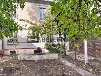 Maison - 97 m² - 5 pièces